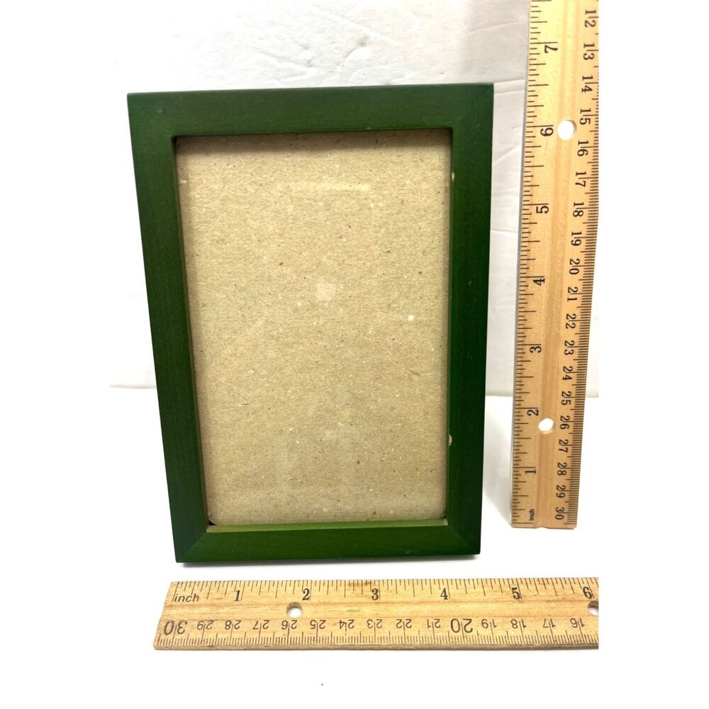 Green Wood Picture Frame 4x6 Dennis Daniels Co. Tabletop & Wall Mount Display - Picture 3 of 5